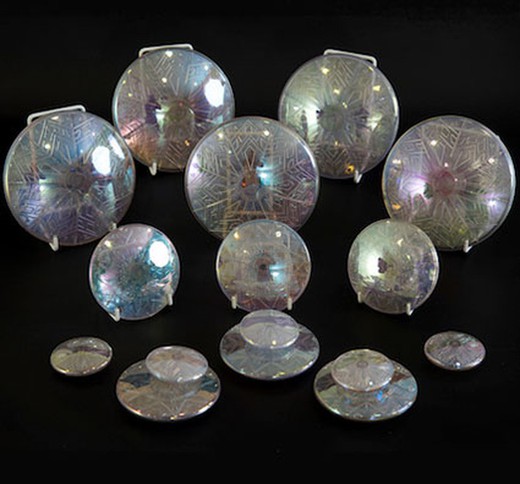 Piedras transparentes iridescentes