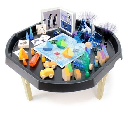 Bandeja mundo activo con soporte de madera  -Alt 55cm