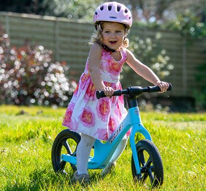 Bicicleta sin pedales de equilibrio