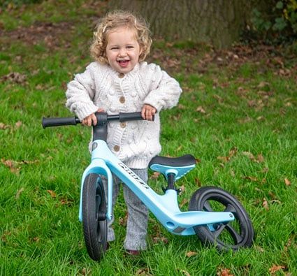 Bicicleta sin pedales de equilibrio