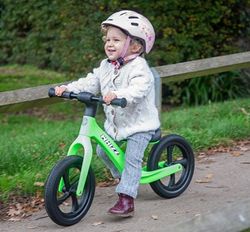 Bicicleta sin pedales de equilibrio