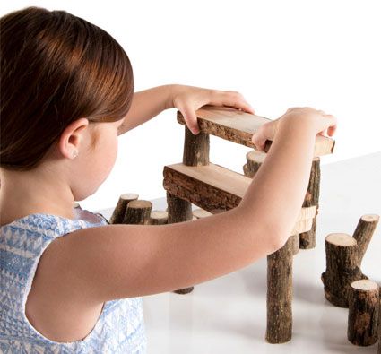 Bloques de construcción ramas de madera natural con corteza