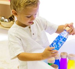 Botellas sensoriales los peces