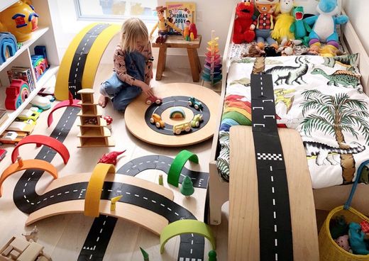 Carretera de coches flexible forma puzzle