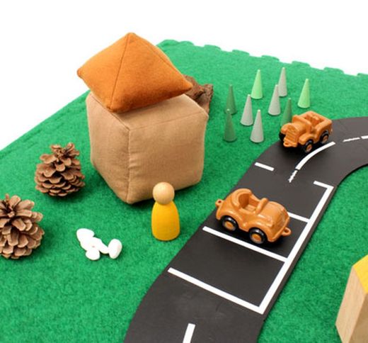Carretera de coches flexible forma puzzle