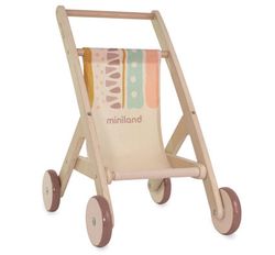Carrito de madera para muñecas