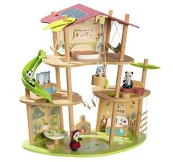 Casa ecorresponsable familia panda