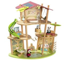 Casa ecorresponsable familia panda