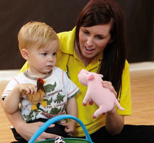 Cesta los animales de la granja blanditos