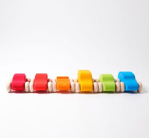 Coches de madera arco iris