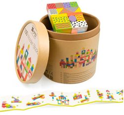 Construcción de madera pequeños blocks decorados