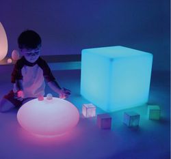 Lámpara led inalámbrica decorativa el Cubo