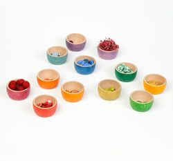 Doce cuencos arcoíris