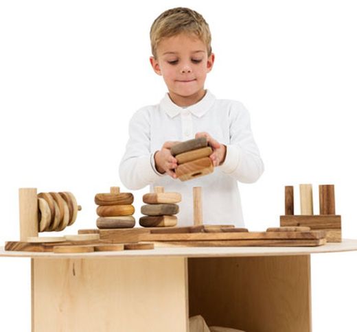 Encaje apilable 3 formas básicas madera natural