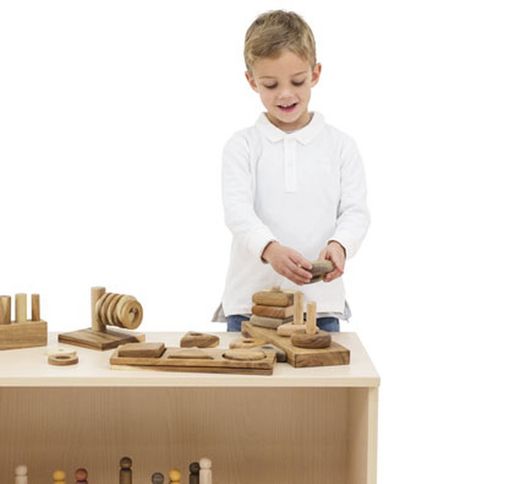 Encaje apilable 3 formas básicas madera natural