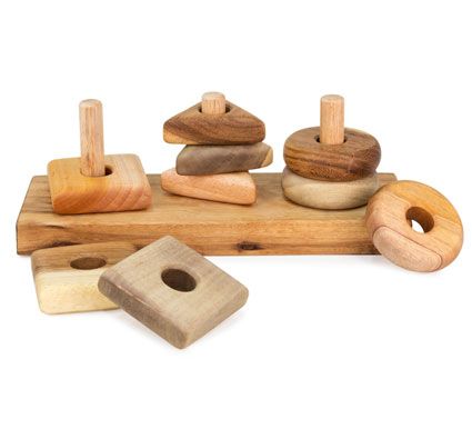 Encaje apilable 3 formas básicas madera natural