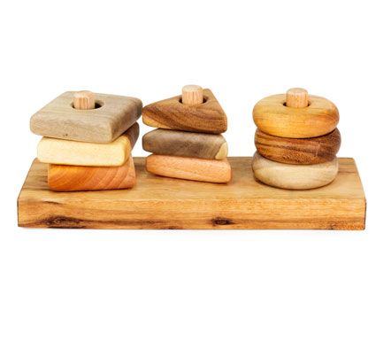 Encaje apilable 3 formas básicas madera natural