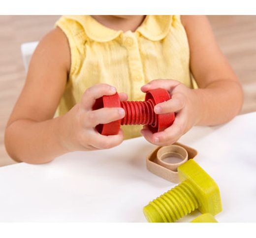 Enroscar y desenroscar con tuercas y tornillos Eco friendly