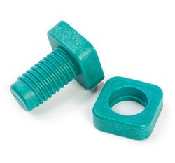 Enroscar y desenroscar con tuercas y tornillos Eco friendly