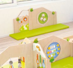 Espacio de actividades mural babi up el campo + alfombra