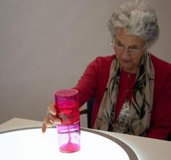 Gran tubo con liquido sensorial