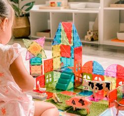 Juego de construcción magnética la ciudad