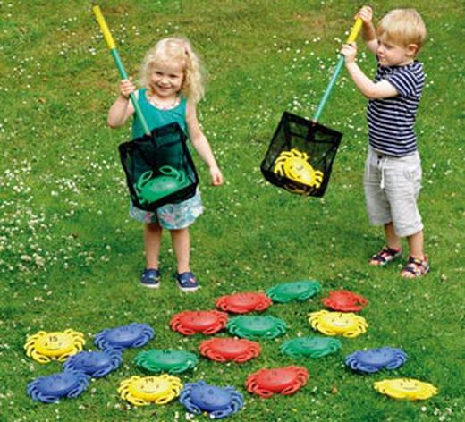 Juego de pesca infantil de exterior los cangrejos