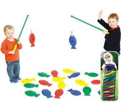 Juego de pesca infantil de exterior los peces