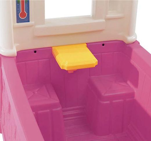 La casita infantil rosa de step2