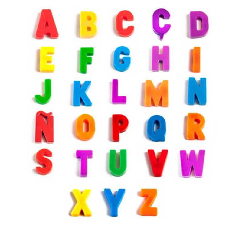 Las letras mayusculas pequeñas 3,2 cm -lote de 155 — La Tienda De La Familia