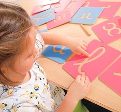 Letras pedagógicas montessori cursivas