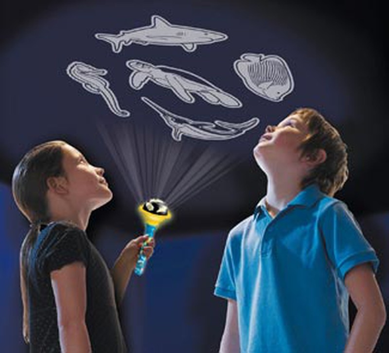Linterna proyector de animales marinos