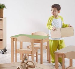 Mesa cuadrada infantil de madera 60x60cm