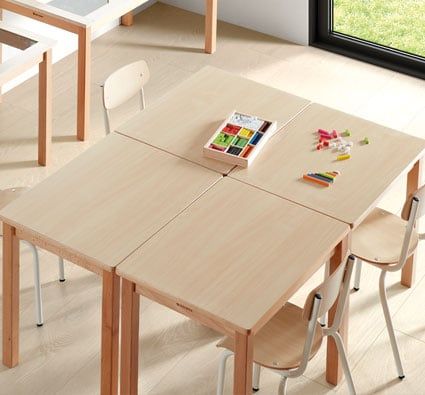 Mesa cuadrada infantil de madera 60x60cm