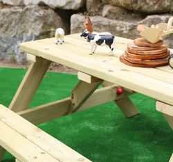 Mesa picnic de exterior de madera  infantil