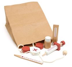 Mi primer maletín médico de madera