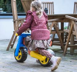 Moto correpasillos 2 ruedas