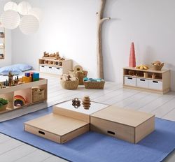Mueble base pequeño con tres cubetas medianas