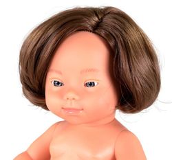 Muñeca europea con síndrome de Down 38 cm