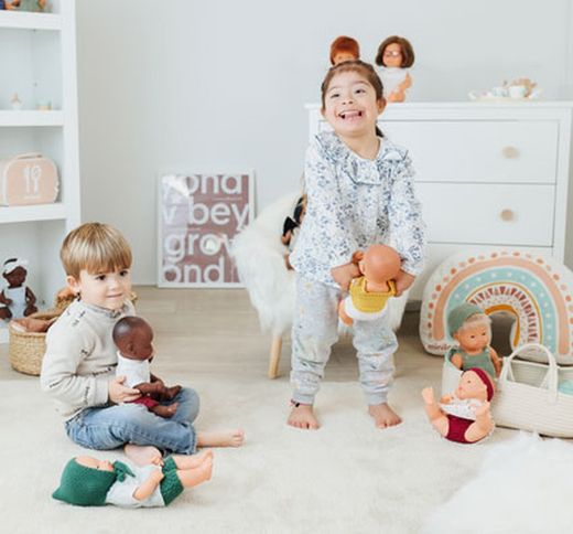 Muñeco bebé caucásico con cuerpo blando 32cm