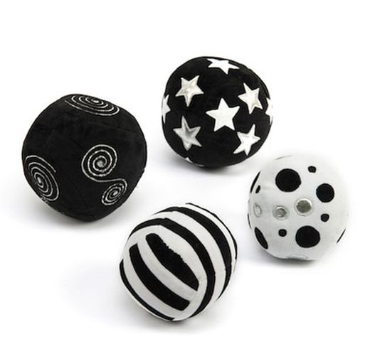 Pelotas de actividad sensorial blandas en blanco y negro