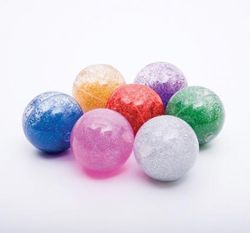 Pelotas de colores con polvo de estrellas