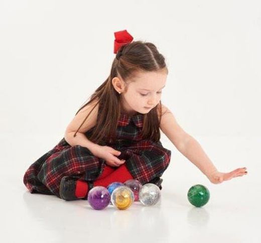 Pelotas de colores con polvo de estrellas