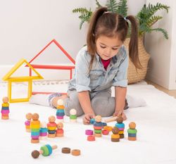 Personas de la comunidad de madera arcoíris