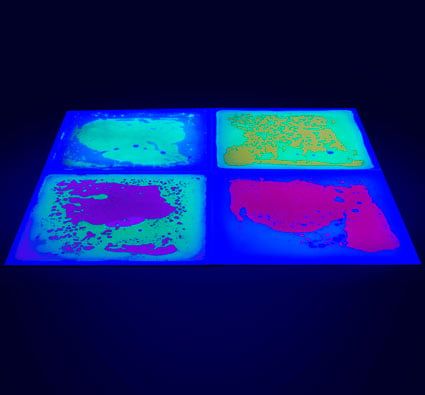 Set de Baldosas sensoriales con líquido UV 50cm x 50cm