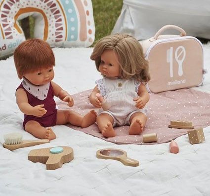 Set de belleza de madera para muñecos