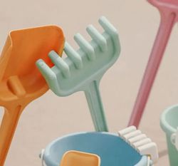 Set de pala y rastrillo para arena grandes Eco friendly