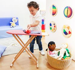 Tabla de planchar infantil de madera