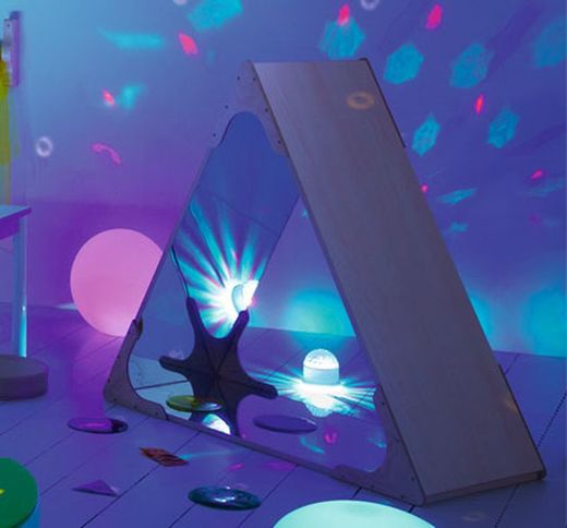 Triangulo espejo primeras experiencias (120 x 50)