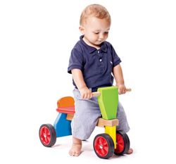 Triciclo infantil del madera cuatro ruedas